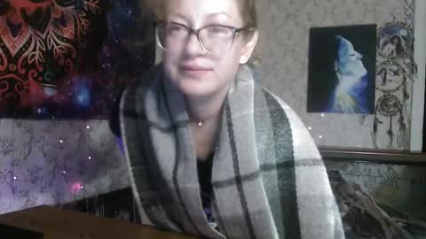 Snapshot of alice_peach chatting on 15, 10, 2025 bigclit daddy squirt bigdildo fit online show from 15, 10, 2025