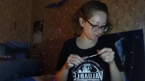 Snapshot of alice_peach chatting on 15, 11, 2025 bigclit daddy squirt bigdildo fit online show from 15, 11, 2025