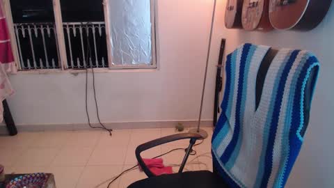 Alicia Aldara online show from 14, 10, 2025