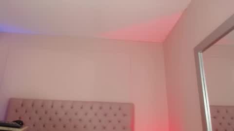 Sofia online show from 8, 3, 2025