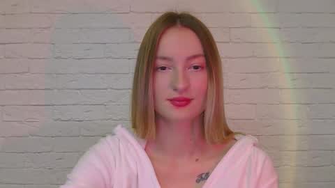 Snapshot of alice_sweet_01 chatting on 28, 11, 2025 Alice online show from 28, 11, 2025