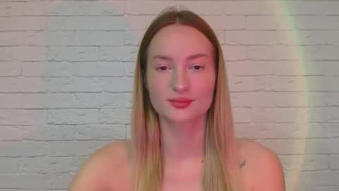 Snapshot of alice_sweet_01 chatting on 2, 12, 2025 Alice online show from 2, 12, 2025
