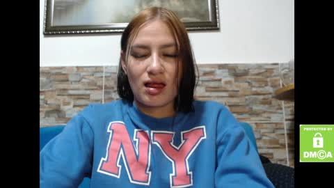 Snapshot of alice_trinity chatting on 5, 2, 2025 Alice online show from 5, 2, 2025