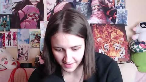 Snapshot of alicechio chatting on 12, 11, 2025 alice online show from 12, 11, 2025