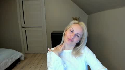 Alicee online show from 14, 2, 2025