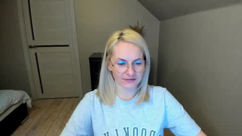 Alicee online show from 25, 2, 2025