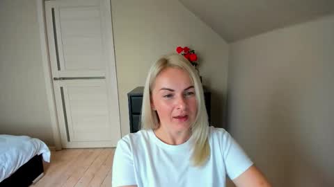 Alicee online show from 6, 10, 2025