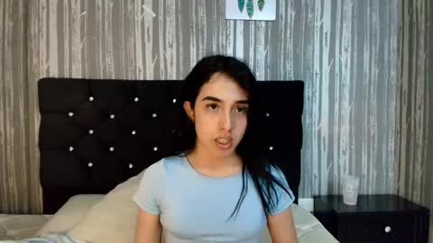 alicee_moonn online show from 15, 12, 2025
