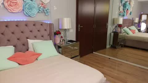 Snapshot of alicehadley chatting on 4, 2, 2026 AliceHadley online show from 4, 2, 2026