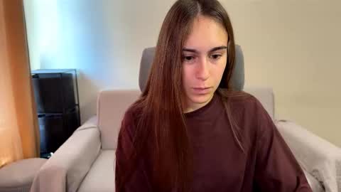 alicekollt online show from 25, 9, 2025