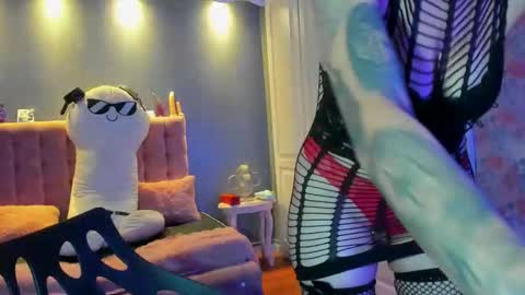 Alice online show from 11, 3, 2026