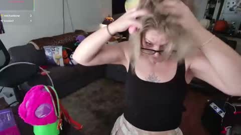 Alice Liddell online show from 30, 10, 2025