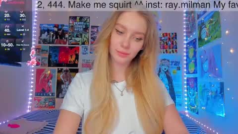 Snapshot of alicemilman chatting on 5, 1, 2025 Alice online show from 5, 1, 2025