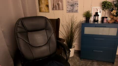 Alice online show from 9, 12, 2024