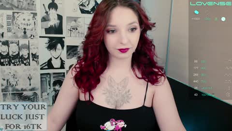 Snapshot of aliceriddle1 chatting on 5, 1, 2025 aliceriddle1 online show from 5, 1, 2025