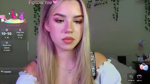 Sweet  Alice online show from 18, 9, 2025