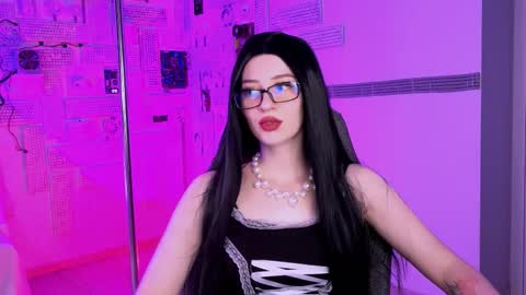 alicewelch_ online show from 19, 9, 2025