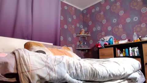 Snapshot of alicewetsquirt chatting on 18, 2, 2025 alicewetsquirt online show from 18, 2, 2025