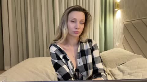 Snapshot of alicewonders_ chatting on 18, 1, 2025 Alice online show from 18, 1, 2025