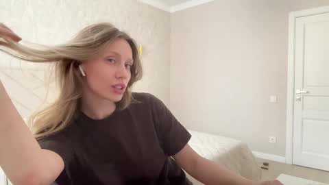 Snapshot of alicewonders_ chatting on 17, 2, 2025 Alice online show from 17, 2, 2025