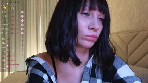 Snapshot of alicewonders_ chatting on 6, 11, 2025 Alice online show from 6, 11, 2025