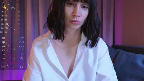 Snapshot of alicewonders_ chatting on 15, 11, 2025 Alice online show from 15, 11, 2025