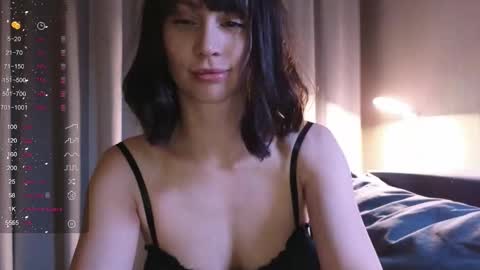 Snapshot of alicewonders_ chatting on 2, 12, 2025 Alice online show from 2, 12, 2025