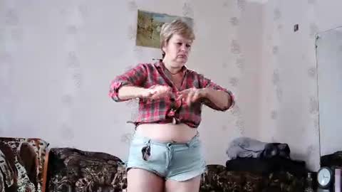 Snapshot of alicexmistress chatting on 23, 10, 2025 Alicexmistress online show from 23, 10, 2025