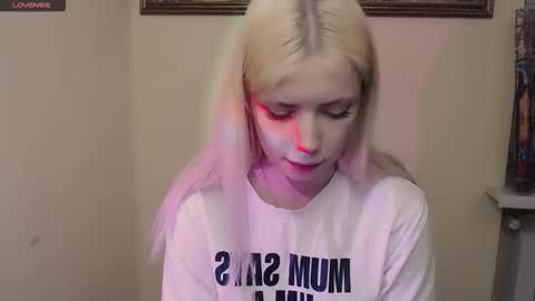 Snapshot of alicexooo_ chatting on 26, 3, 2026 Alice online show from 26, 3, 2026