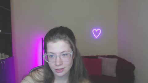 Alicia online show from 22, 2, 2025