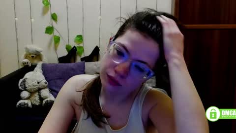 Alicia online show from 4, 3, 2025