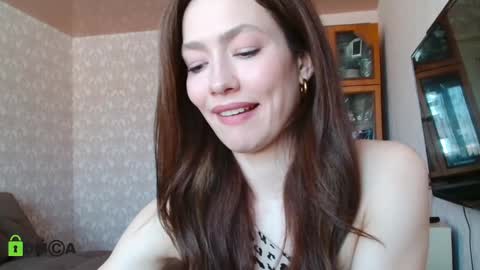 Alicia online show from 6, 3, 2025