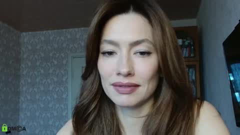 Snapshot of alicia_savory chatting on 28, 10, 2025 Alicia online show from 28, 10, 2025