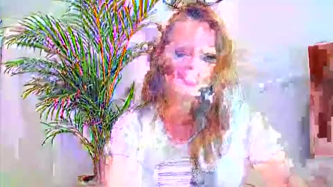 Snapshot of alicialux chatting on 20, 10, 2025 Alicia online show from 20, 10, 2025