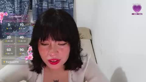 Snapshot of aliciia_23 chatting on 21, 11, 2025 aliciia_23 online show from 21, 11, 2025