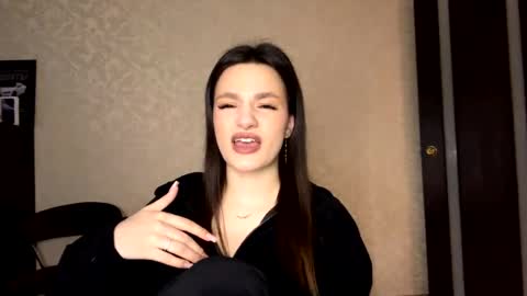 Snapshot of alidagenthner chatting on 22, 3, 2026 Niki online show from 22, 3, 2026