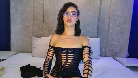 Ali Diaz online show from 3, 11, 2025