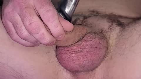 Snapshot of alienprobes914 chatting on 15, 12, 2025 Doll Destroyer online show from 15, 12, 2025