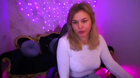 aliiciamoon online show from 11, 2, 2026