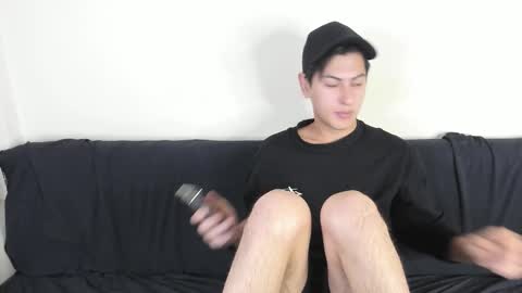 Snapshot of alikuskya chatting on 22, 10, 2025 Dan online show from 22, 10, 2025