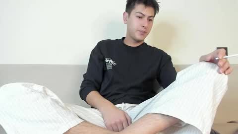 Snapshot of alikuskya chatting on 11, 11, 2025 Dan online show from 11, 11, 2025