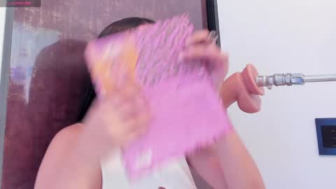 Snapshot of alina_cute18 chatting on 28, 1, 2025 alina online show from 28, 1, 2025