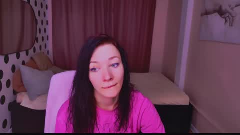 Snapshot of alina_cute_ chatting on 17, 12, 2024 Alina online show from 17, 12, 2024