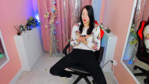 Snapshot of alina_cute_ chatting on 21, 12, 2024 Alina online show from 21, 12, 2024