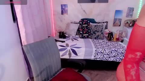 Snapshot of alinabozz1 chatting on 11, 1, 2026 alinabozz1 online show from 11, 1, 2026