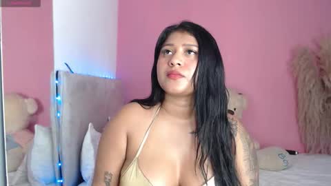 Snapshot of alinakiss_ chatting on 6, 1, 2026 lili online show from 6, 1, 2026