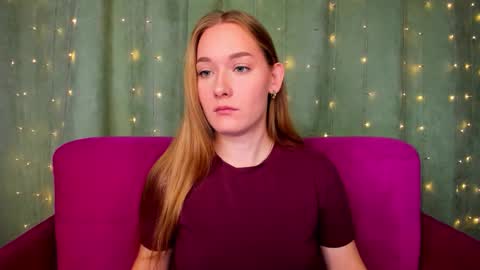 Snapshot of alinawise chatting on 20, 10, 2025 alinawise online show from 20, 10, 2025