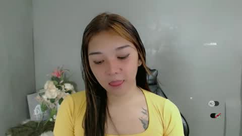 Snapshot of alisa_kiss_ chatting on 5, 2, 2025 Shanti xhey online show from 5, 2, 2025