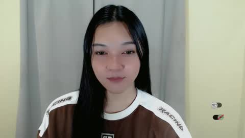 Snapshot of alisa_kiss_ chatting on 2, 3, 2025 Shanti xhey online show from 2, 3, 2025