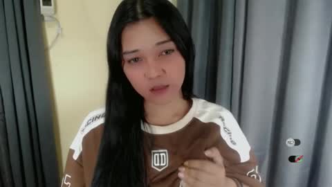Snapshot of alisa_kiss_ chatting on 12, 3, 2025 Shanti xhey online show from 12, 3, 2025